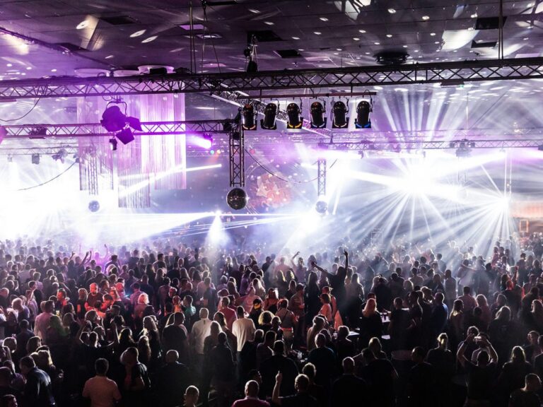 Pump Up the 90’s met o.a. Paul Elstak en Party Animals — muziek in Assen